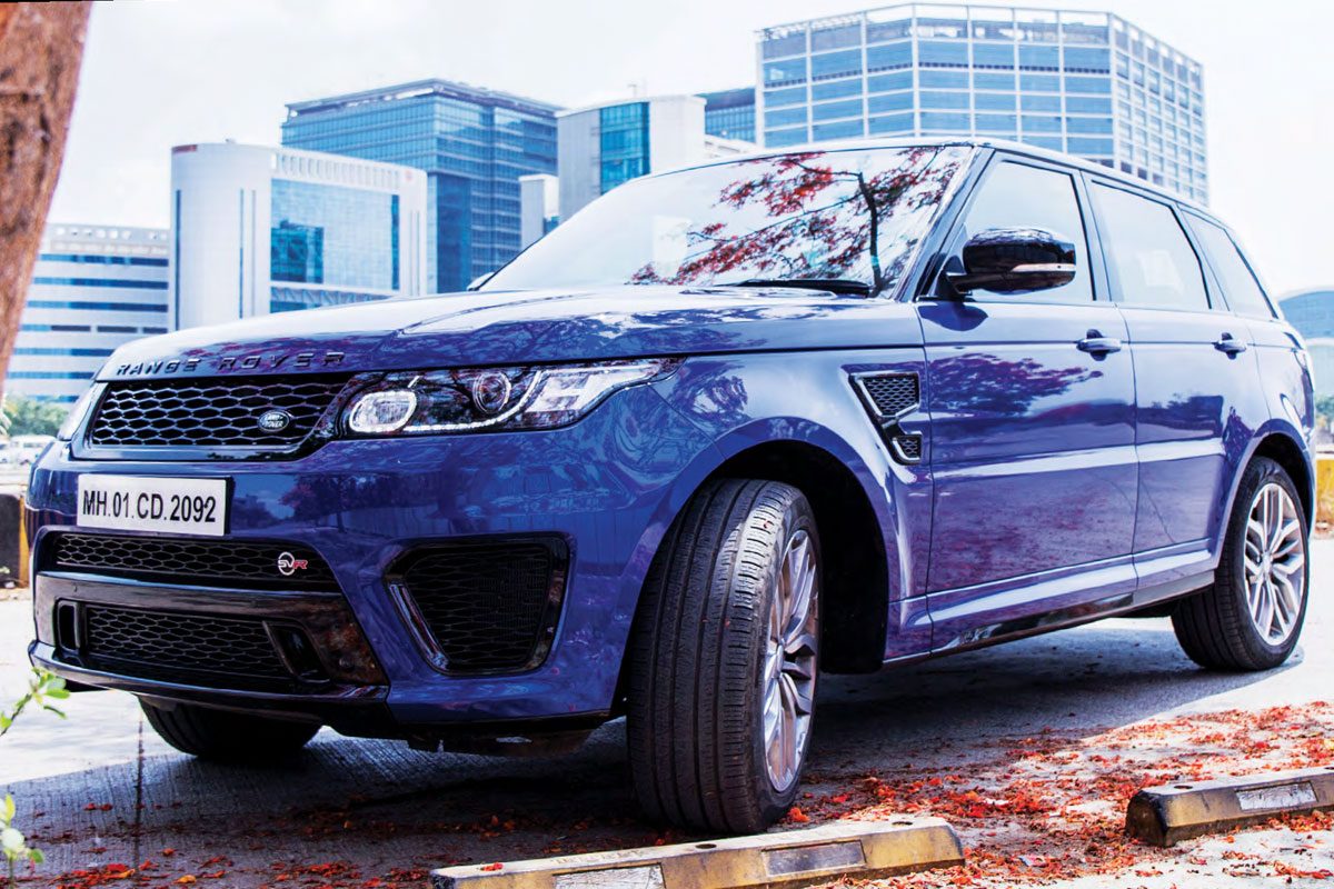 WANT LUXE,CHARM AND POWER IN ONE PACKAGE? RANGE ROVER SPORT SVR IS ALL YOU NEED