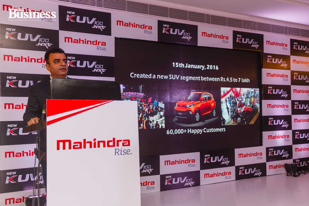 fwd business Mahindra Launches New KUV100 (5)